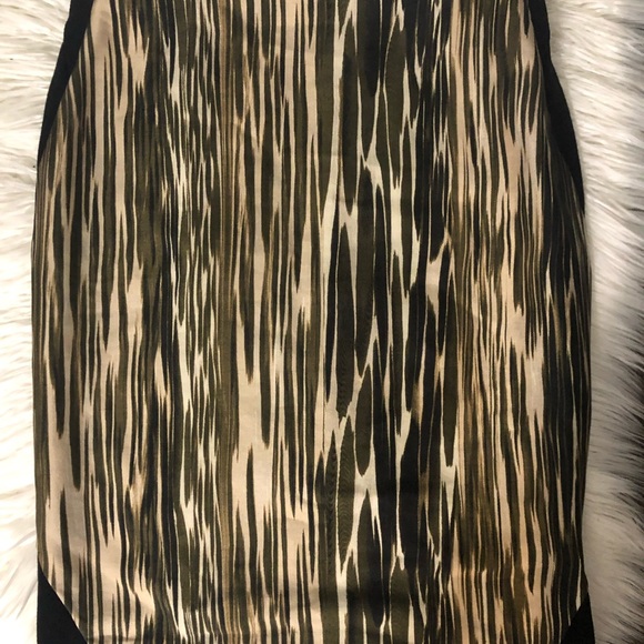 Diane Von Furstenberg Silk and Wool Skirt Size 2 - Picture 3 of 6